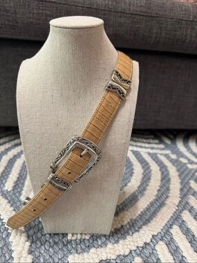 Vintage Brighton B2701 Reversible White Tan Croc Embossed Leather Belt Hinged